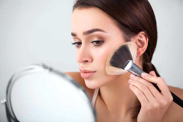 12 советов по макияжу, которые стоит усвоить к 40 годам5